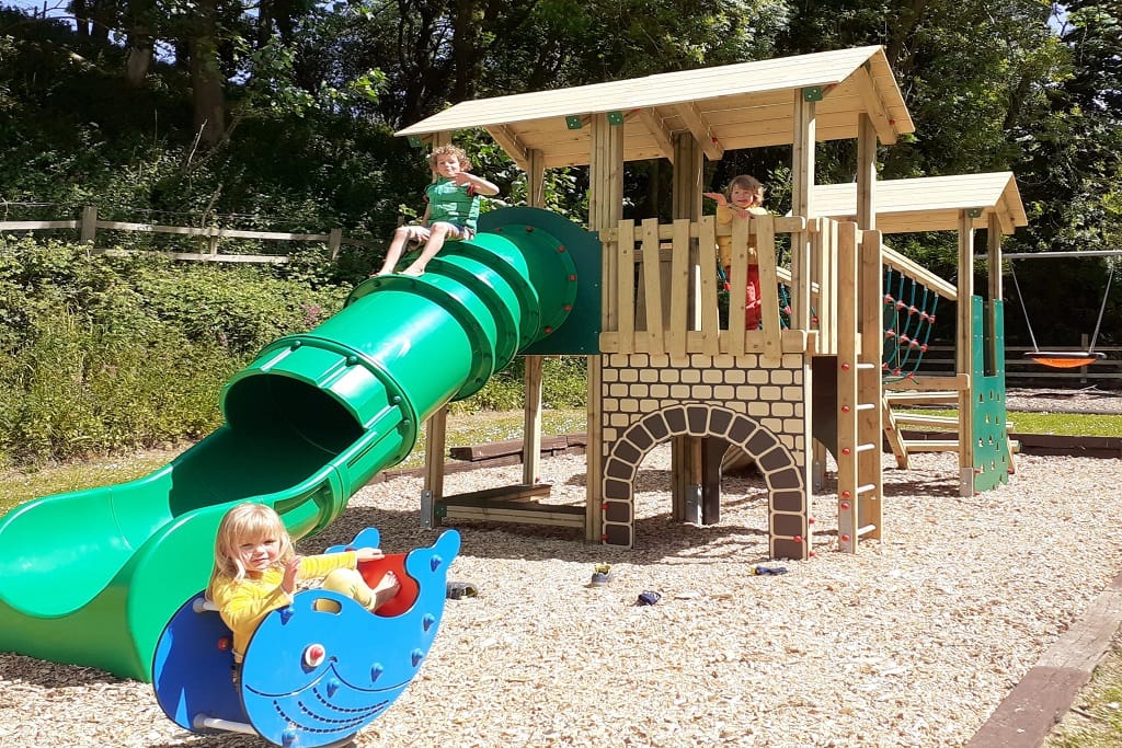 Children-on-play-equipment-bovisand-lodge-south-devon