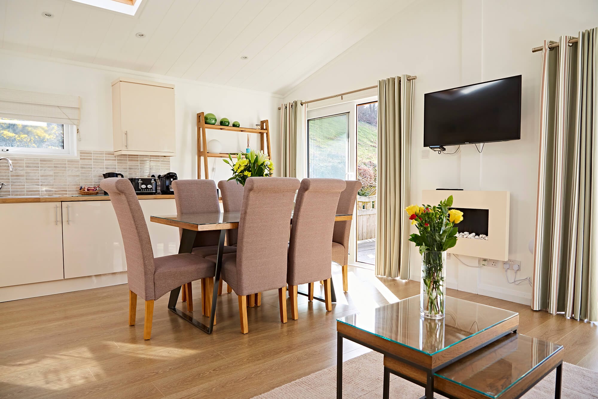 Bovisand Lodge Dining Area